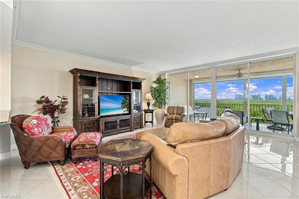 425 Dockside Dr, Unit 703, Naples, FL 34110 Photo