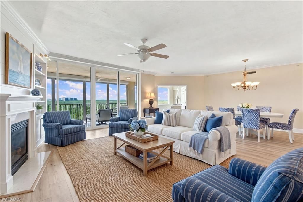 425 Dockside Dr, Unit 703, Naples, FL 34110 Photo