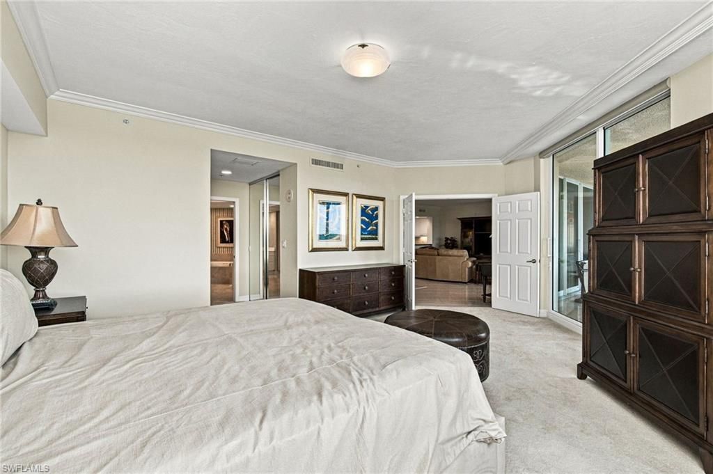 425 Dockside Dr, Unit 703, Naples, FL 34110 Photo