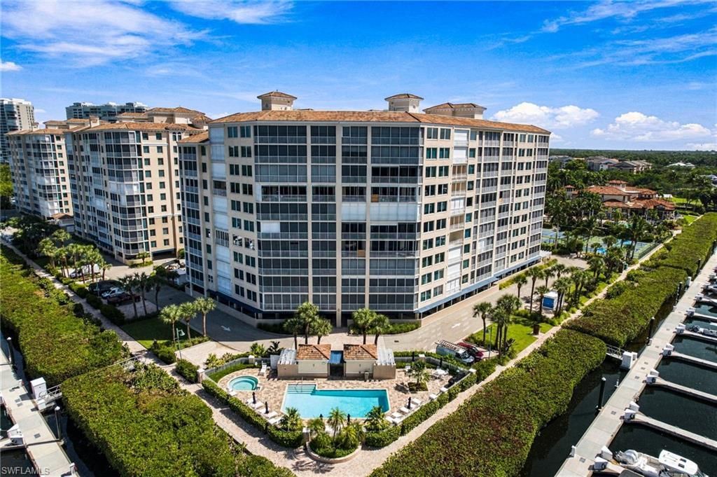 425 Dockside Dr, Unit 703, Naples, FL 34110 Photo