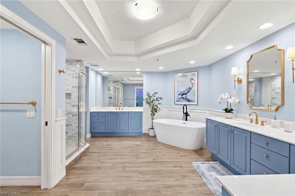 425 Dockside Dr, Unit 703, Naples, FL 34110 Photo