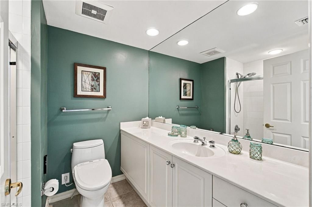 425 Dockside Dr, Unit 703, Naples, FL 34110 Photo