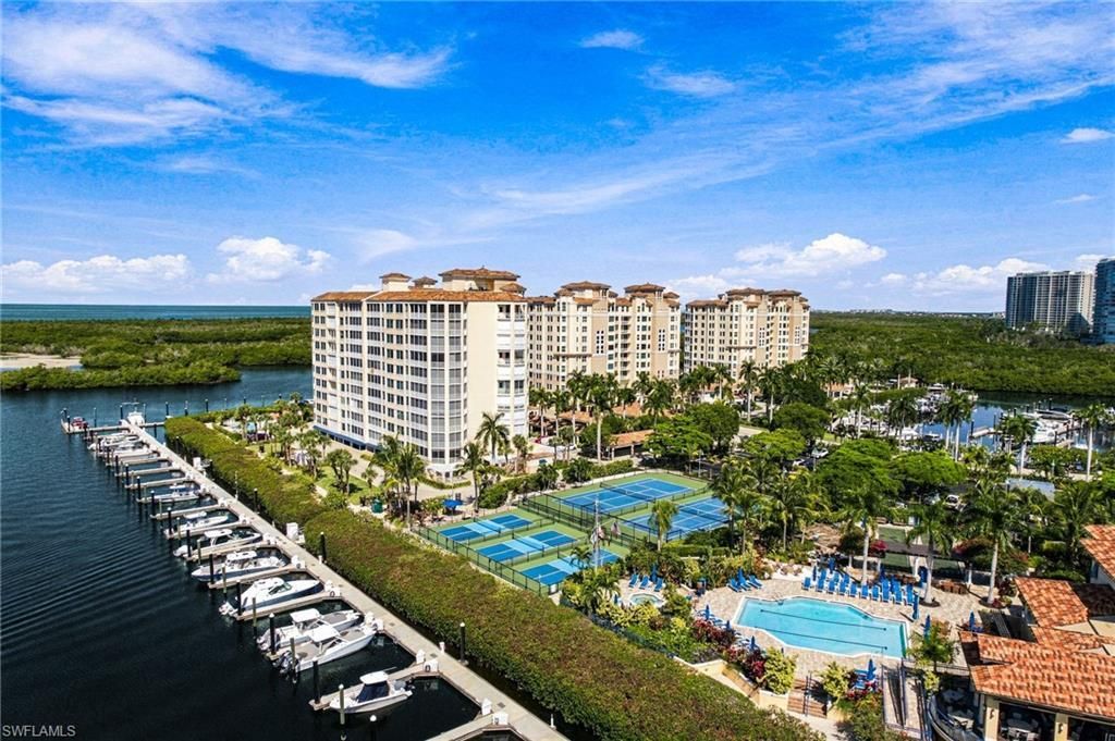 425 Dockside Dr, Unit 703, Naples, FL 34110 Photo