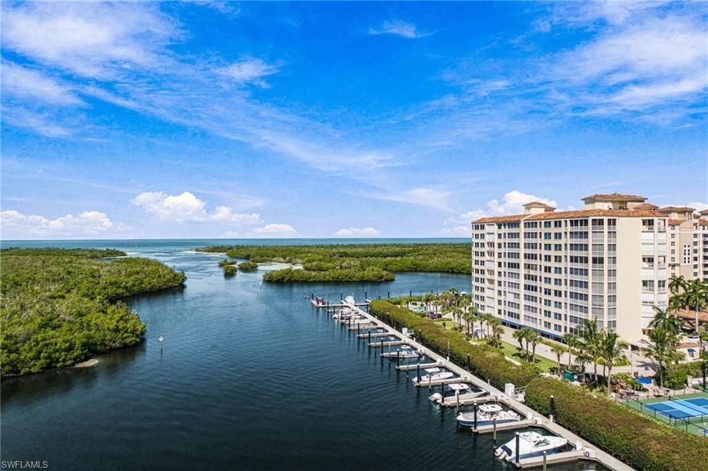 425 Dockside Dr, Unit 703, Naples, FL 34110 Photo