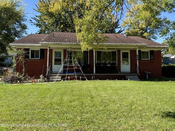 4016 Burchfield Drive, Lansing, MI 48910