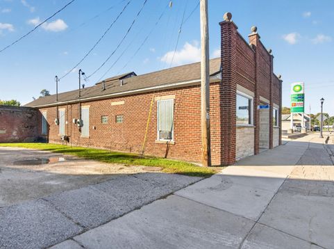 Main Photo