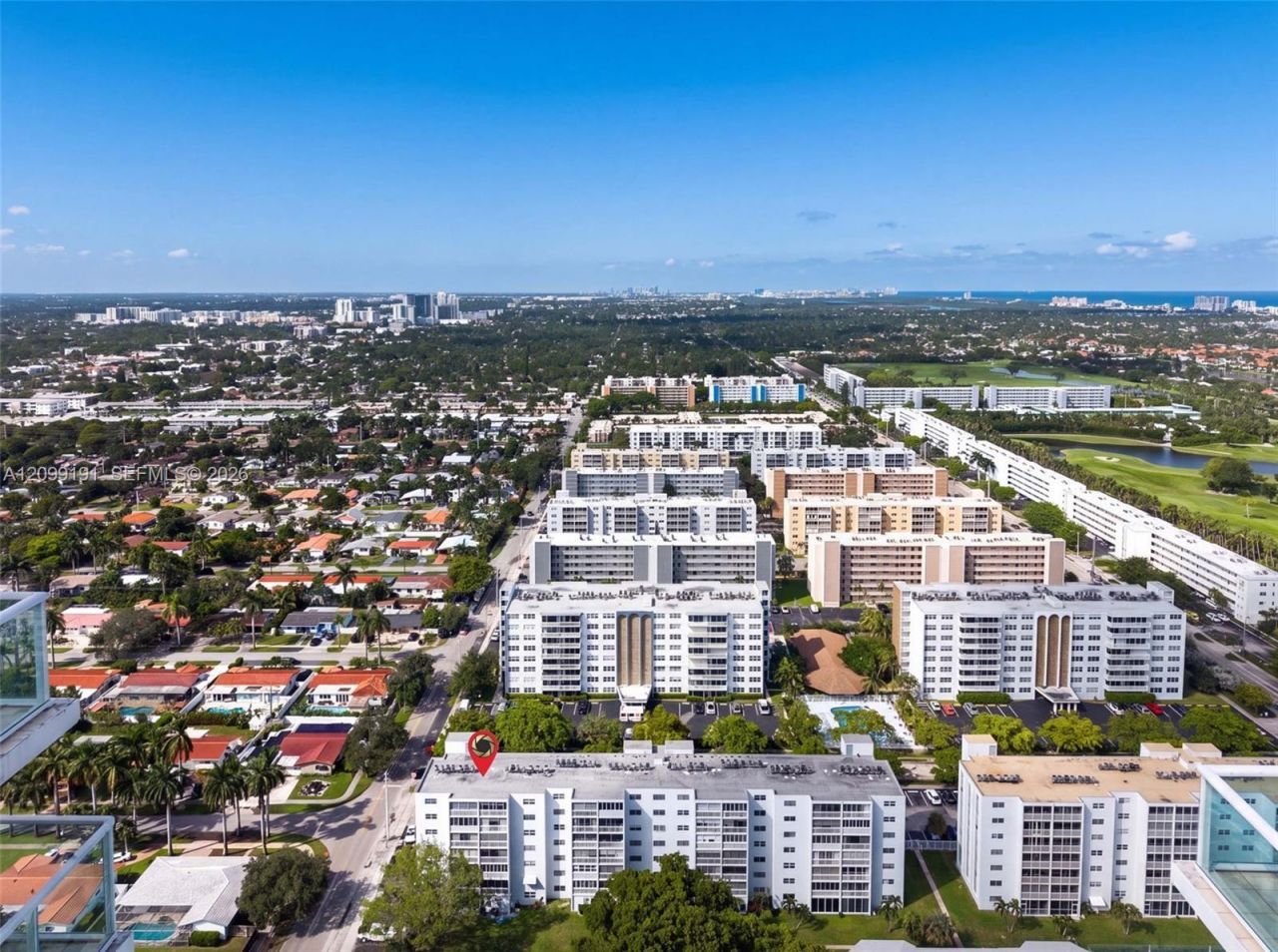 320 NE 12th Ave, Unit 703, Hallandale Beach, FL 33009 Photo