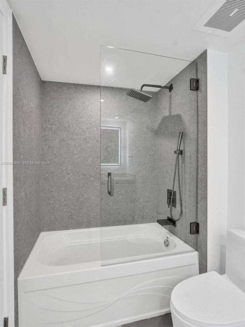 3201 NE 183rd St, Unit 1502, Aventura, FL 33160 Photo