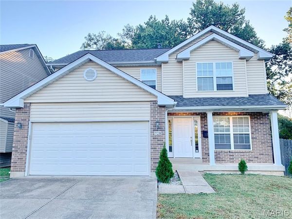 728 N Rock Hill Road , Rock Hill, MO 63119