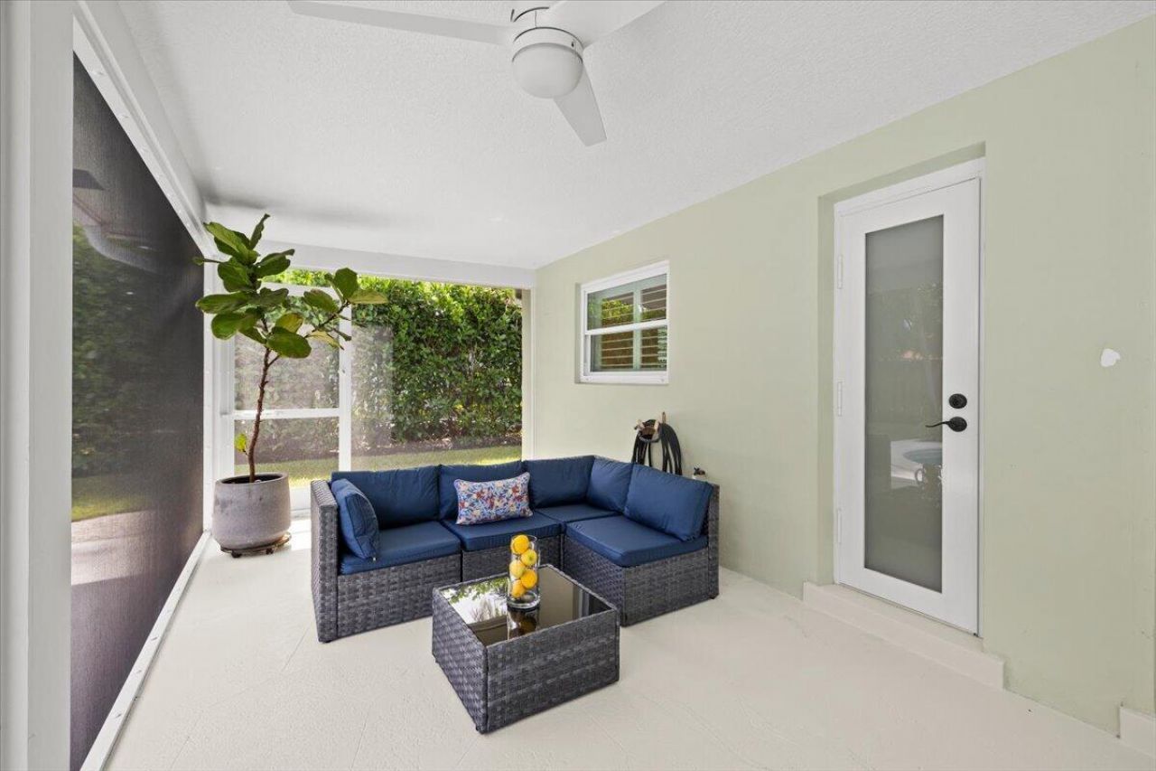 38 SW 10th Avenue, Boca Raton, FL 33486 Photo