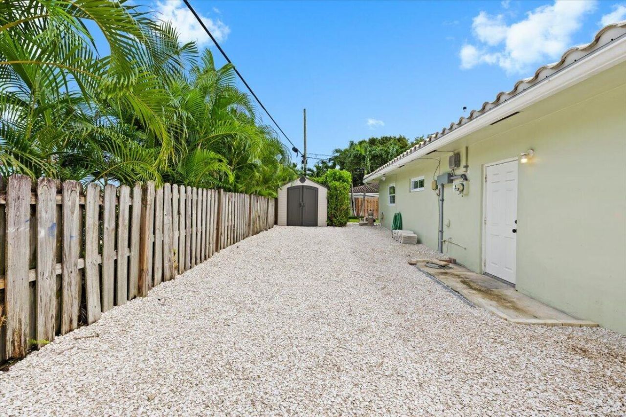 38 SW 10th Avenue, Boca Raton, FL 33486 Photo