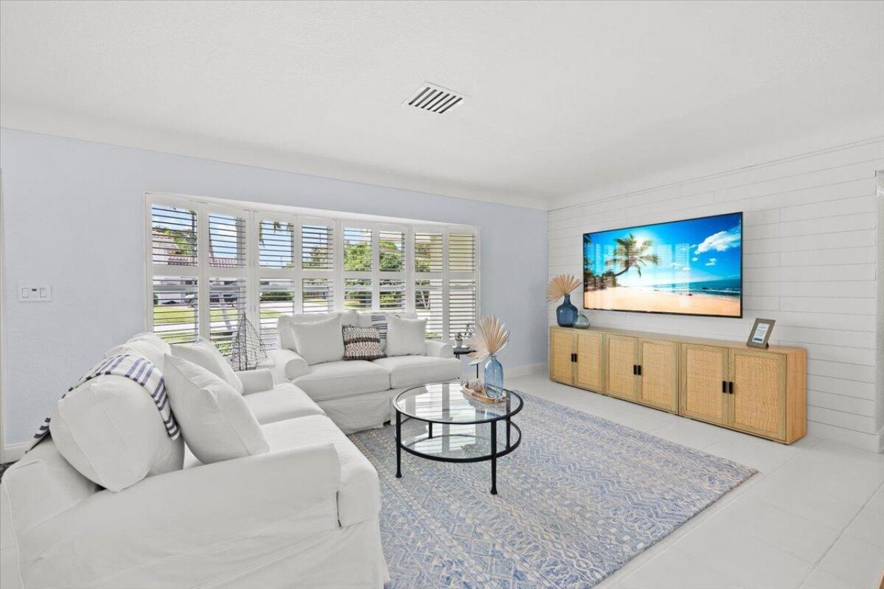 38 SW 10th Avenue, Boca Raton, FL 33486 Photo