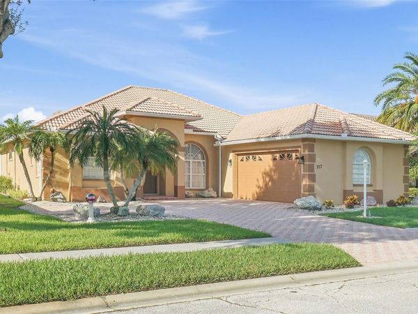 117 GRAND OAK CIRCLE , VENICE, FL 34292
