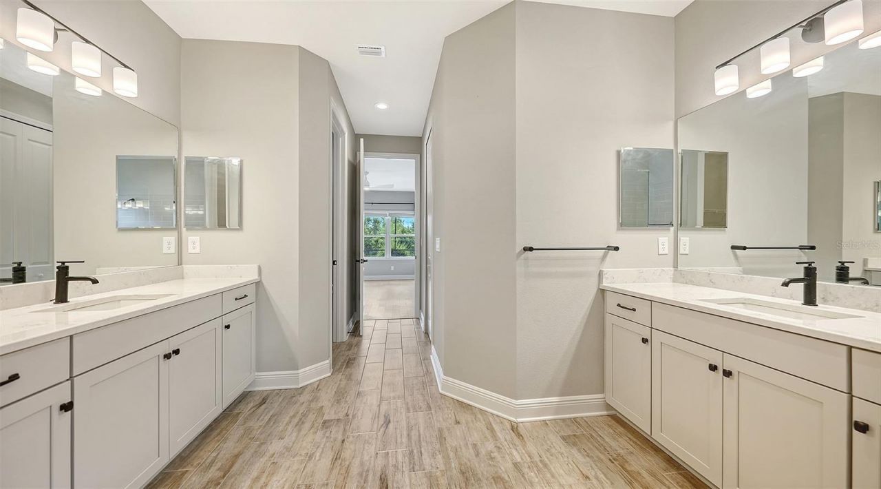 2806 Butterfly Jasmine Trail , Sarasota, FL 34240 Photo