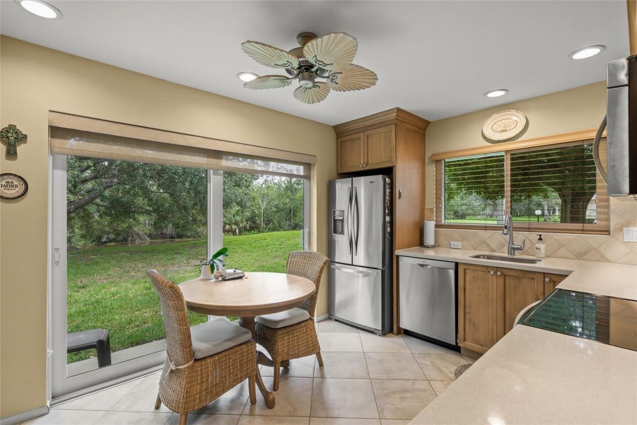 4239 Carriage Drive, Unit 36, Sarasota, FL 34241 Photo