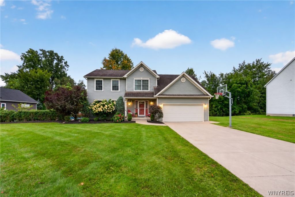 8345 Stahley Road, East Amherst, NY 14051 Main Photo