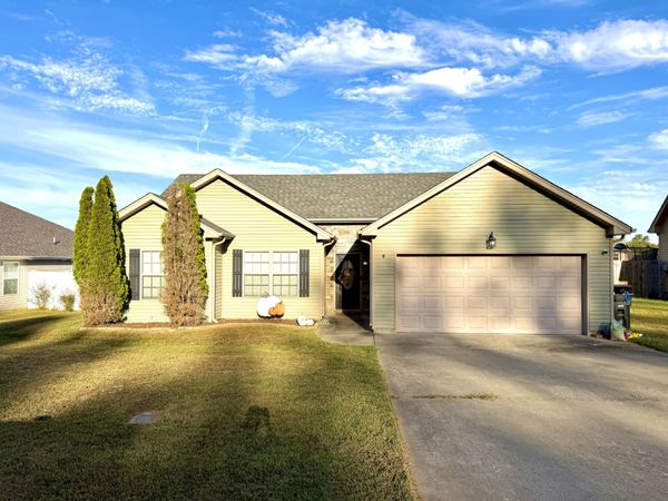 1167 Freedom Dr , Clarksville, TN 37042
