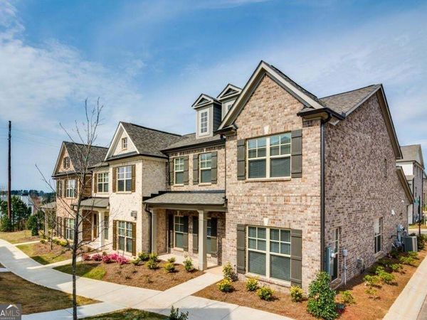 3762 Ledgemont Drive, Suwanee, GA 30024
