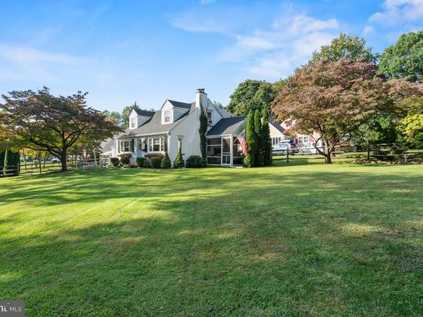 230 WELLS AVENUE , LANGHORNE, PA 19047