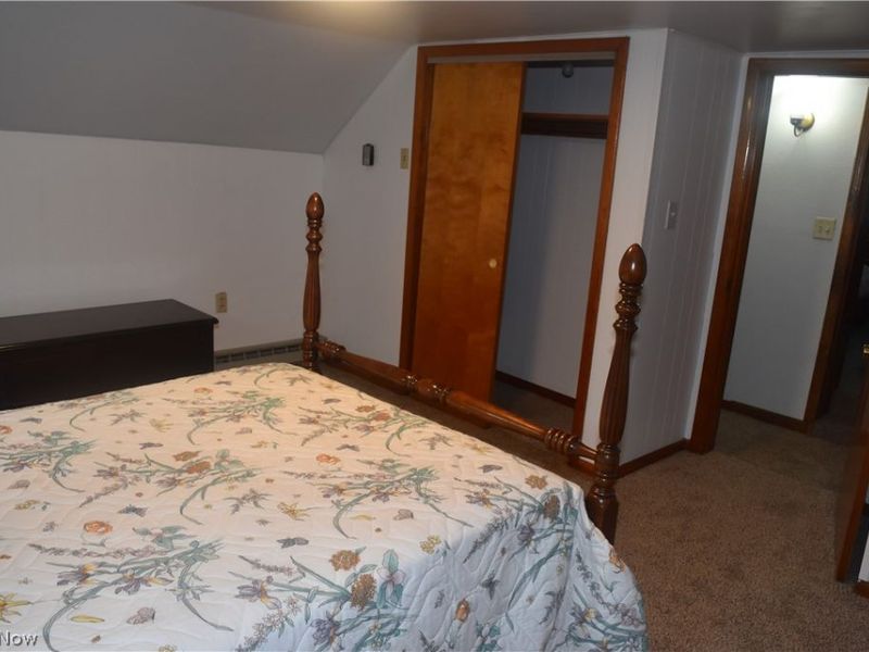 52135 Home Street, Saint Clairsville, OH 43950 Photo 11