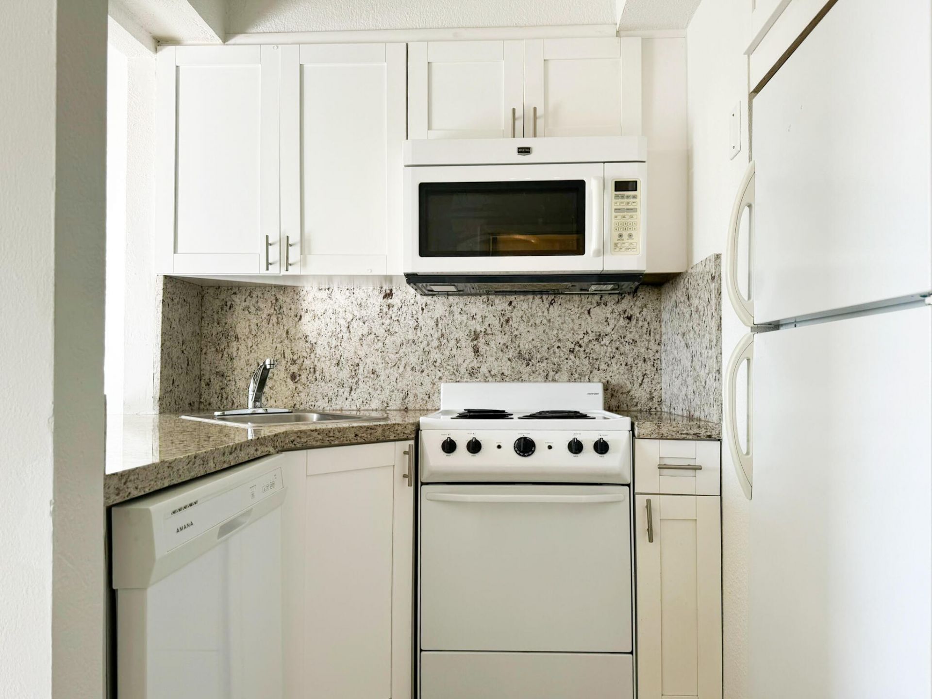 2900 NE 30th Street, Unit 9D, Fort Lauderdale, FL 33306 Photo