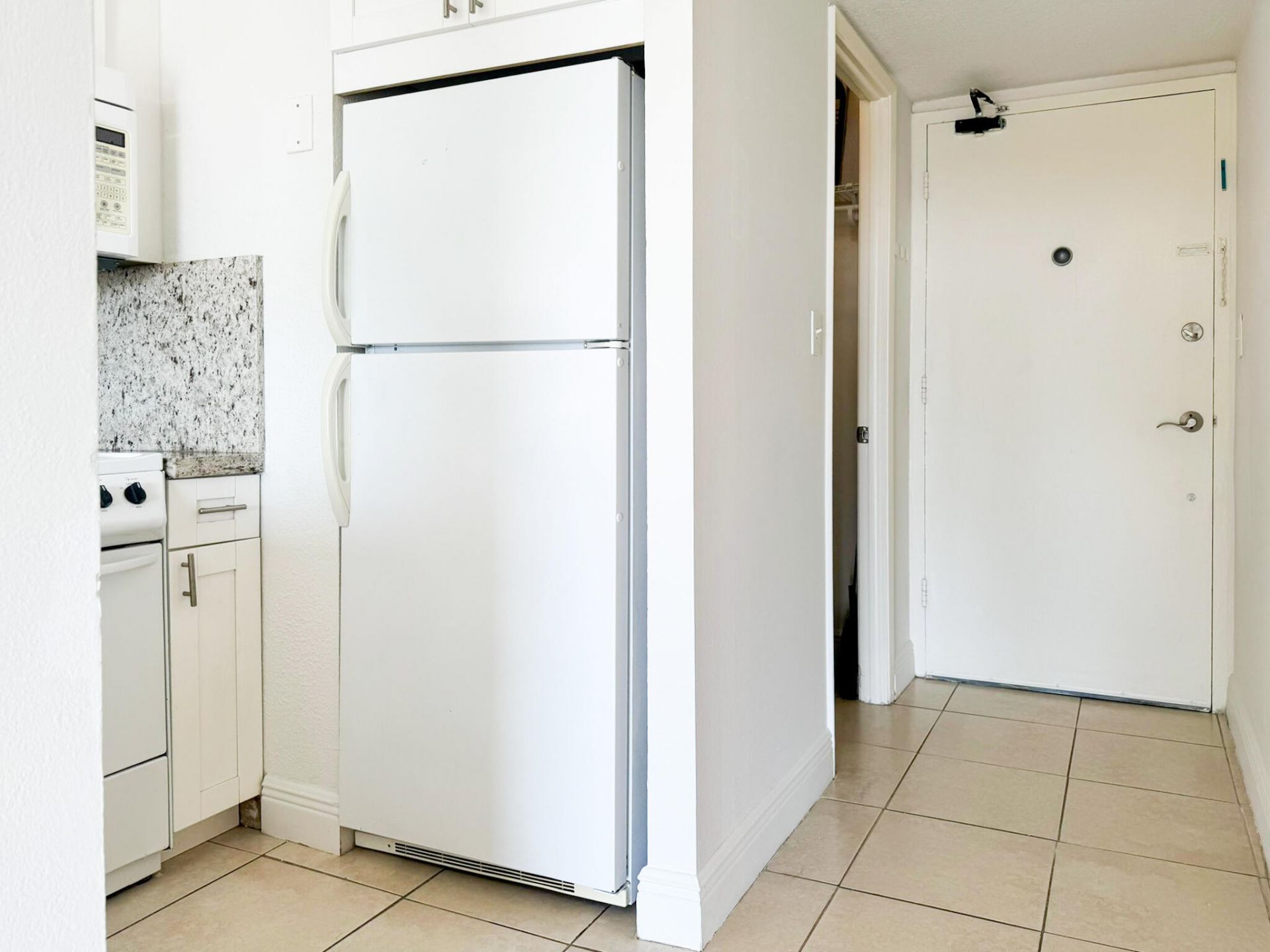 2900 NE 30th Street, Unit 9D, Fort Lauderdale, FL 33306 Photo