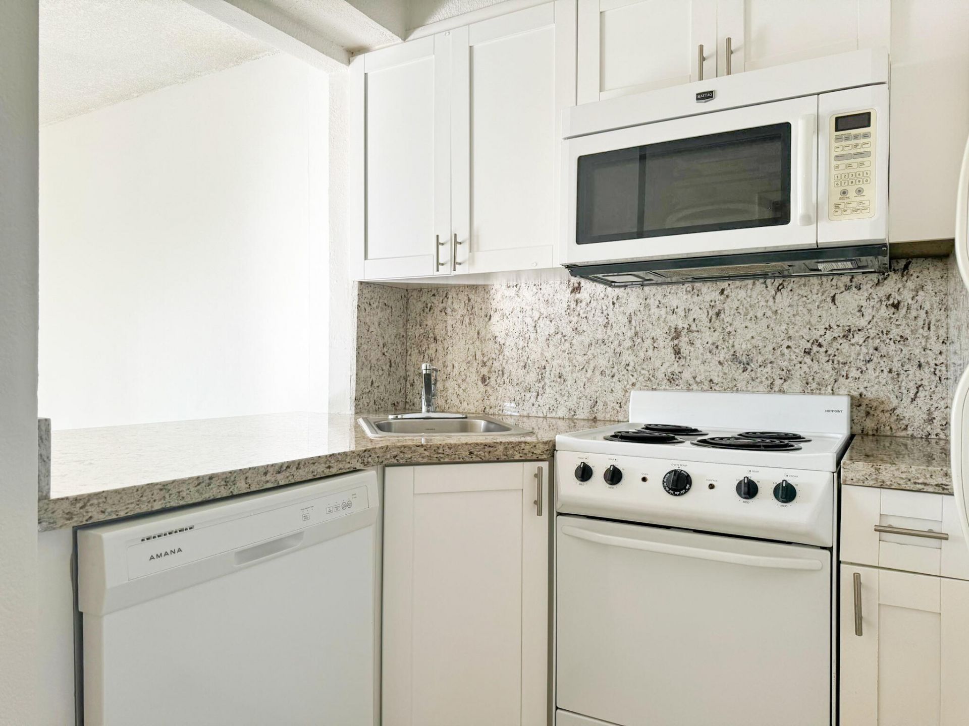 2900 NE 30th Street, Unit 9D, Fort Lauderdale, FL 33306 Photo