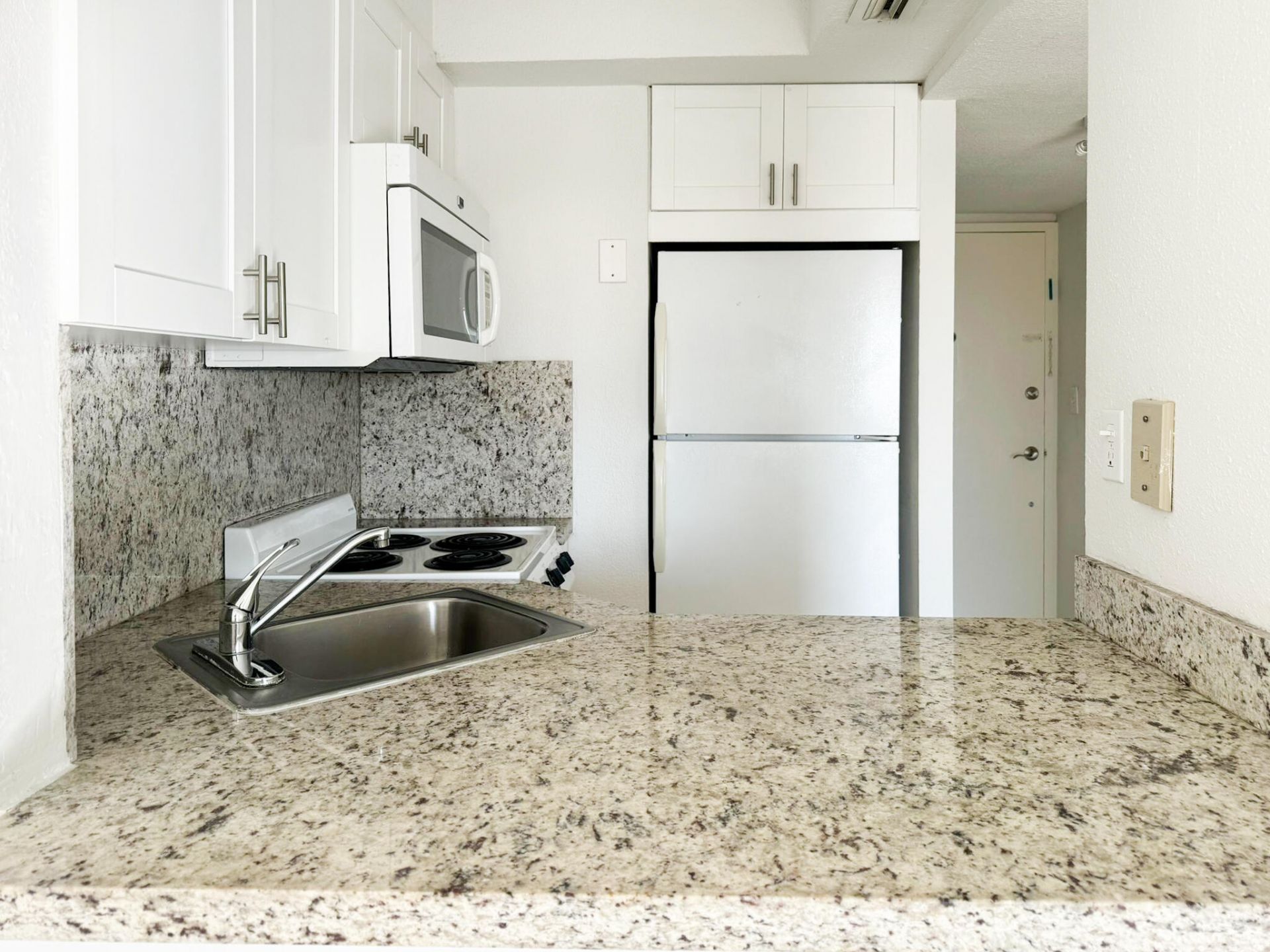 2900 NE 30th Street, Unit 9D, Fort Lauderdale, FL 33306 Photo