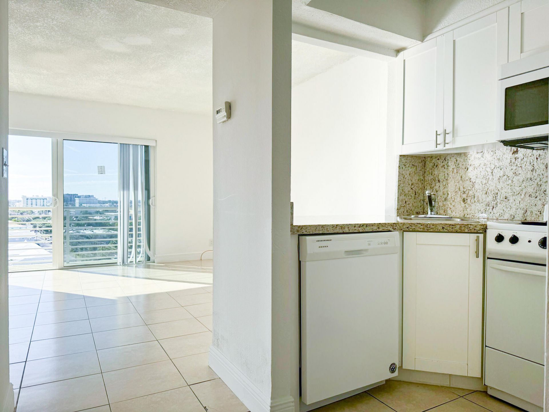 2900 NE 30th Street, Unit 9D, Fort Lauderdale, FL 33306 Photo