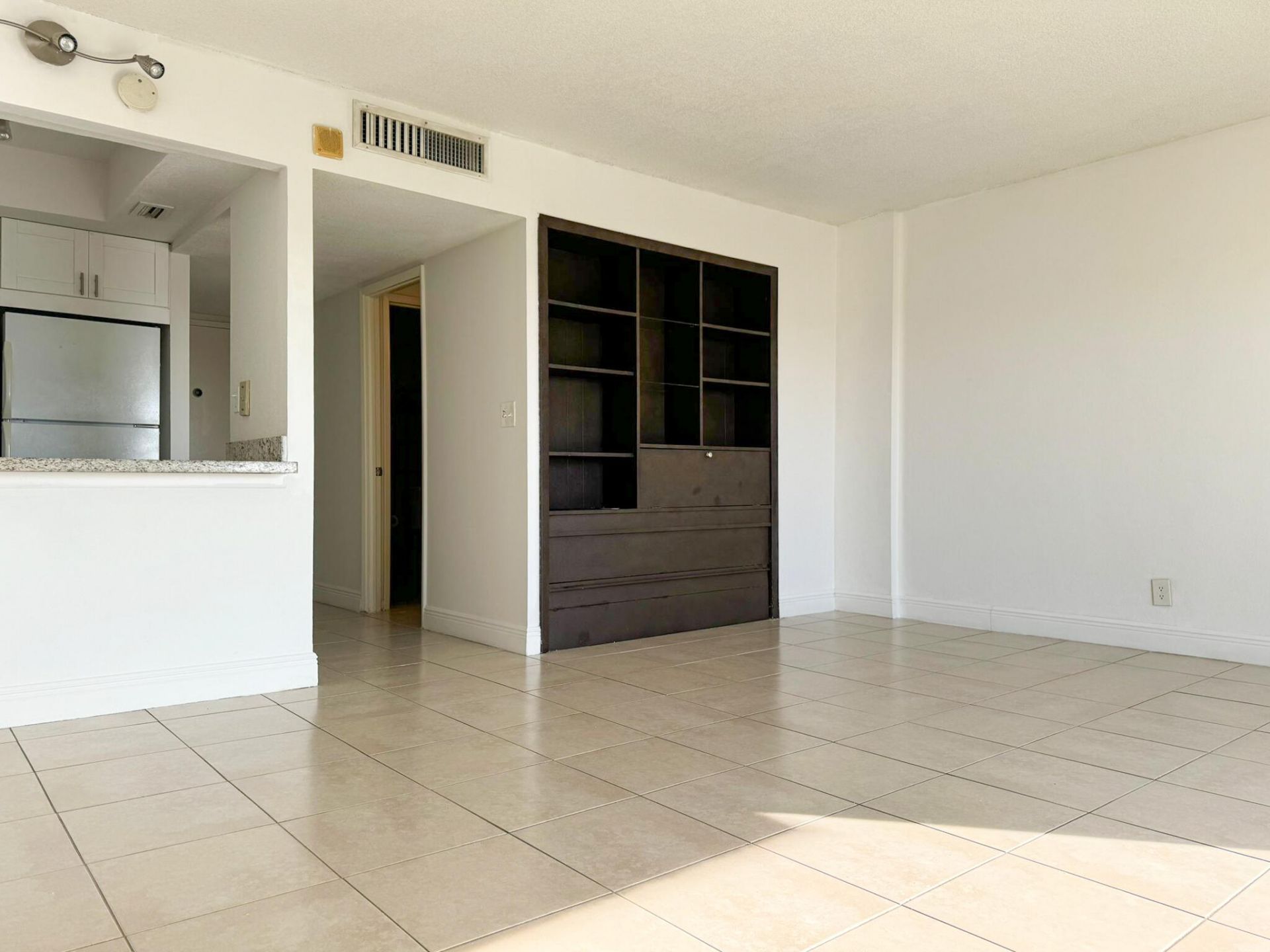 2900 NE 30th Street, Unit 9D, Fort Lauderdale, FL 33306 Photo