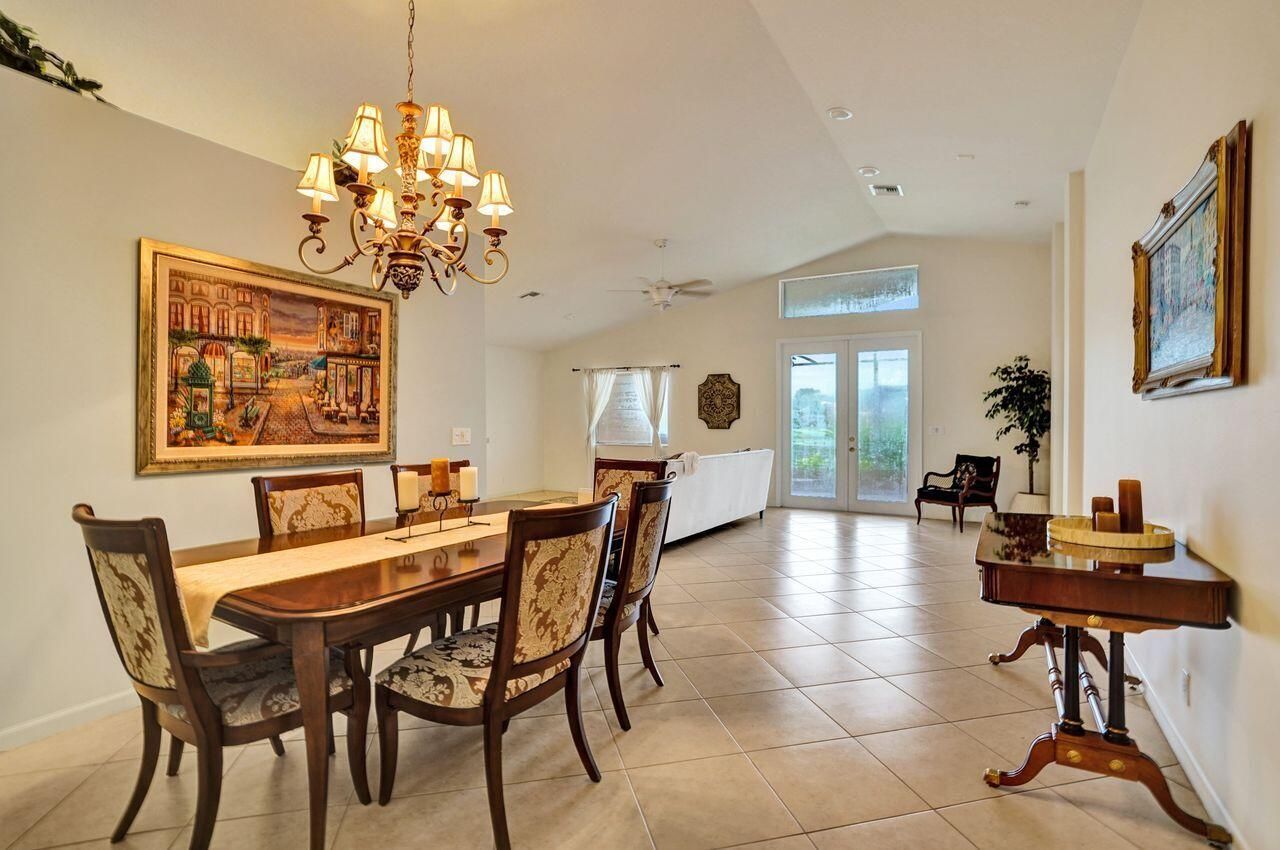 5303 Wycombe Avenue, Boynton Beach, FL 33437 Photo