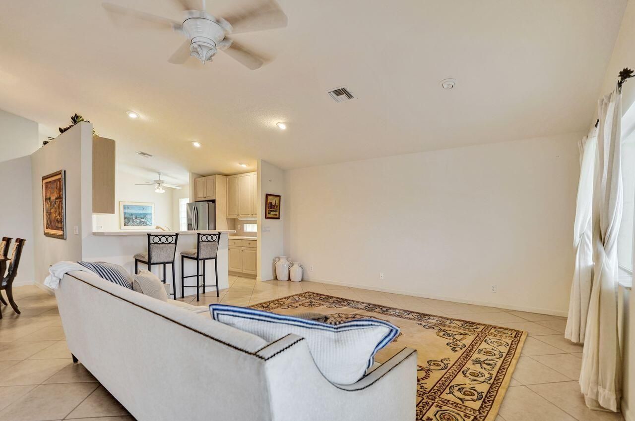 5303 Wycombe Avenue, Boynton Beach, FL 33437 Photo