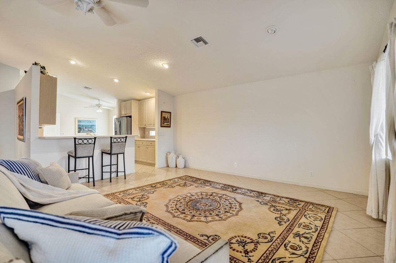 5303 Wycombe Avenue, Boynton Beach, FL 33437 Photo