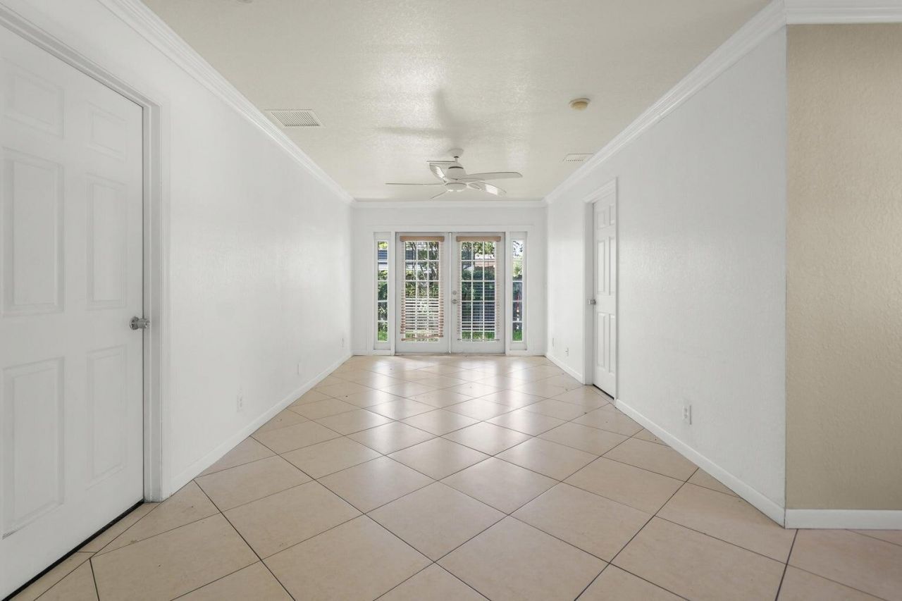 2241 NW 3rd Street, Pompano Beach, FL 33069 Photo