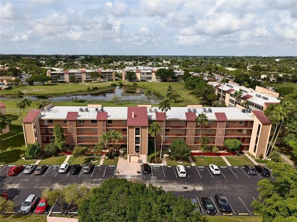 7301 NW 1st St , Unit 401, Margate, FL 33063