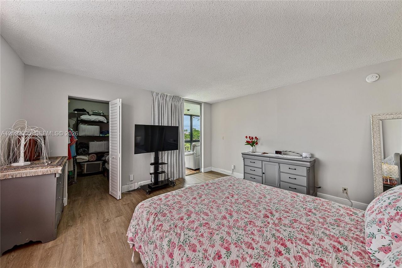 7301 NW 1st St, Unit 401, Margate, FL 33063 Photo