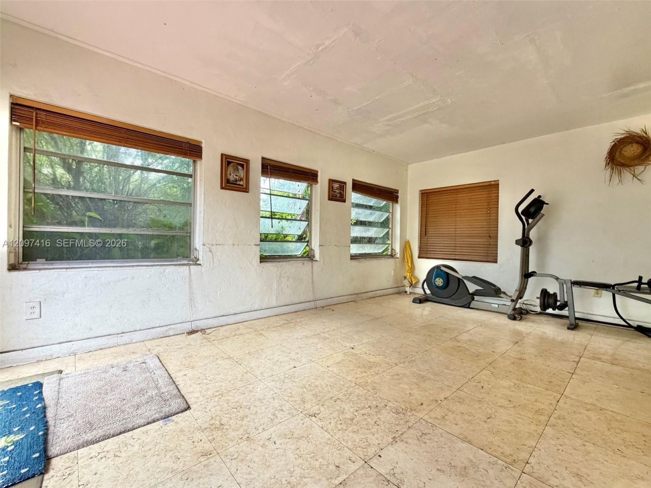 2141 NE 124th St, North Miami, FL 33181 Photo