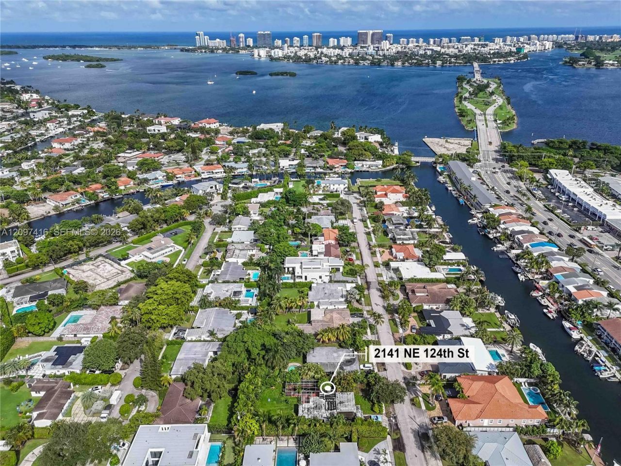 2141 NE 124th St, North Miami, FL 33181 Photo
