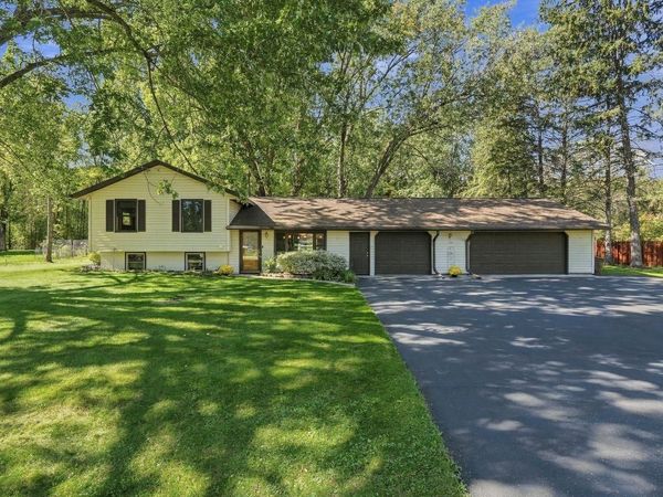132 Quality Avenue S, Lakeland, MN 55043