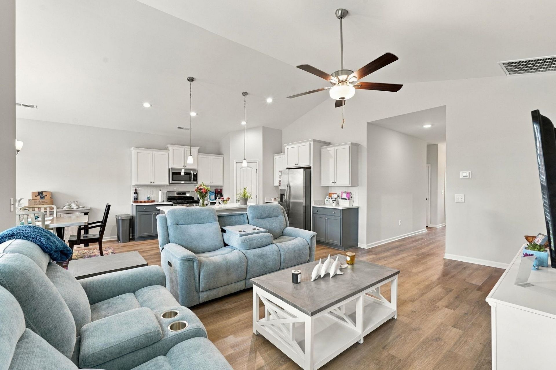 291 Lifestyle Court Photo 11