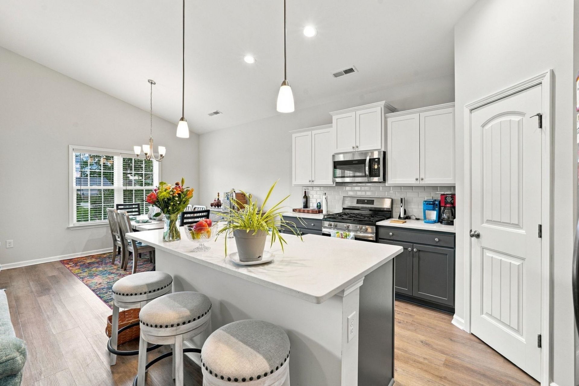291 Lifestyle Court Photo 17