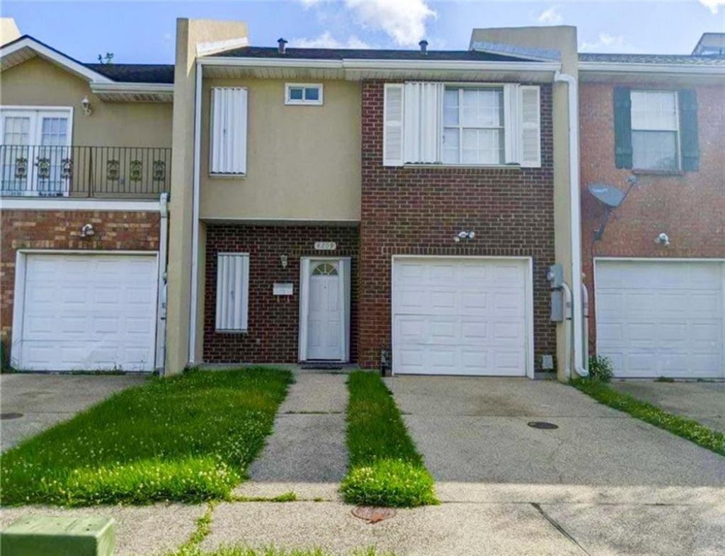 8209 EDINBURGH Street  New Orleans, LA 
