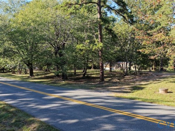 8556 Fredericks Hall Road , Mineral, VA 23117