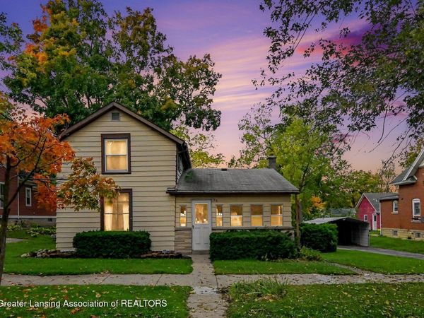 103 N Lansing Street, St. Johns, MI 48879