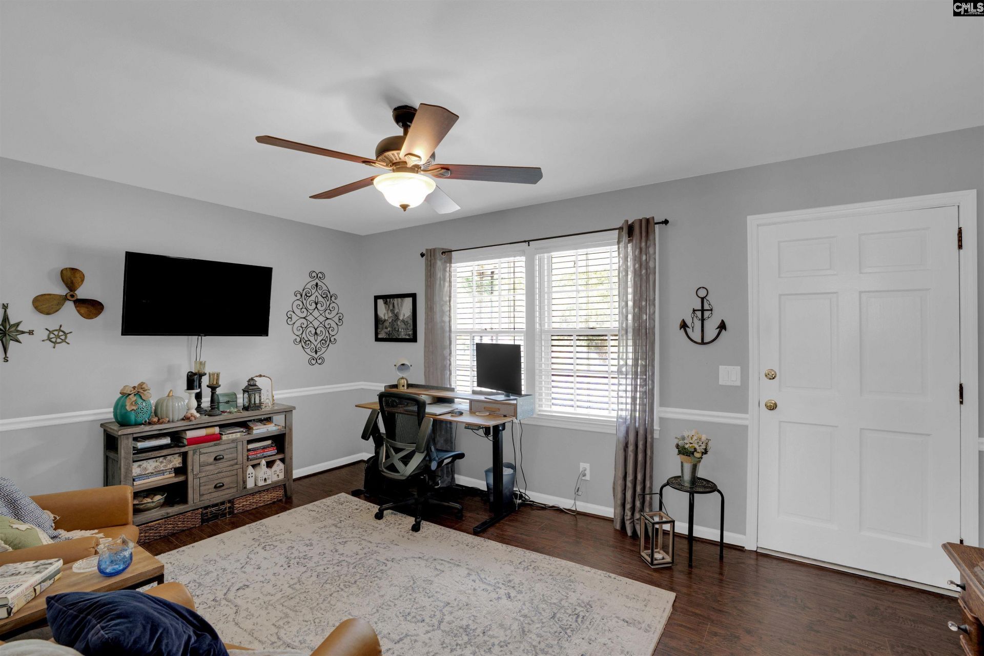 105 Sedgewood Lane  Photo 4