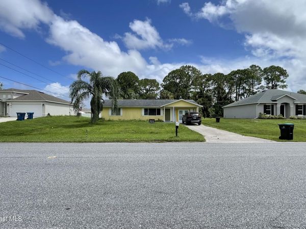 219 SE Eldron Boulevard SE, Unit 10, Palm Bay, FL 32909