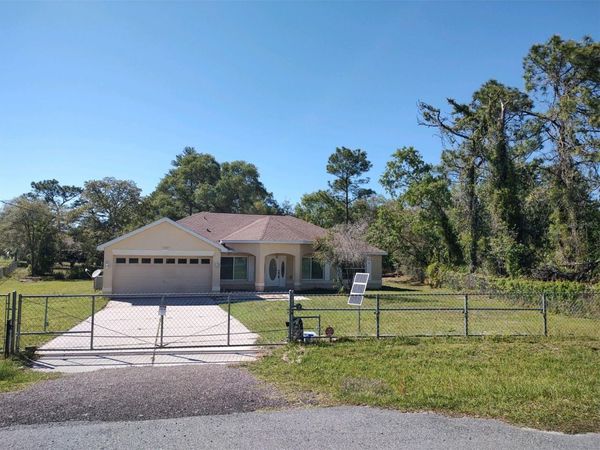 11267 OLD SQUAW AVENUE , WEEKI WACHEE, FL 34614