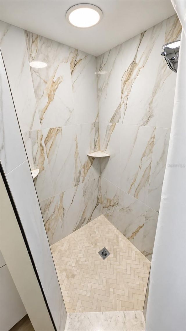 6219 Hollywood Boulevard , Sarasota, FL 34231 Photo