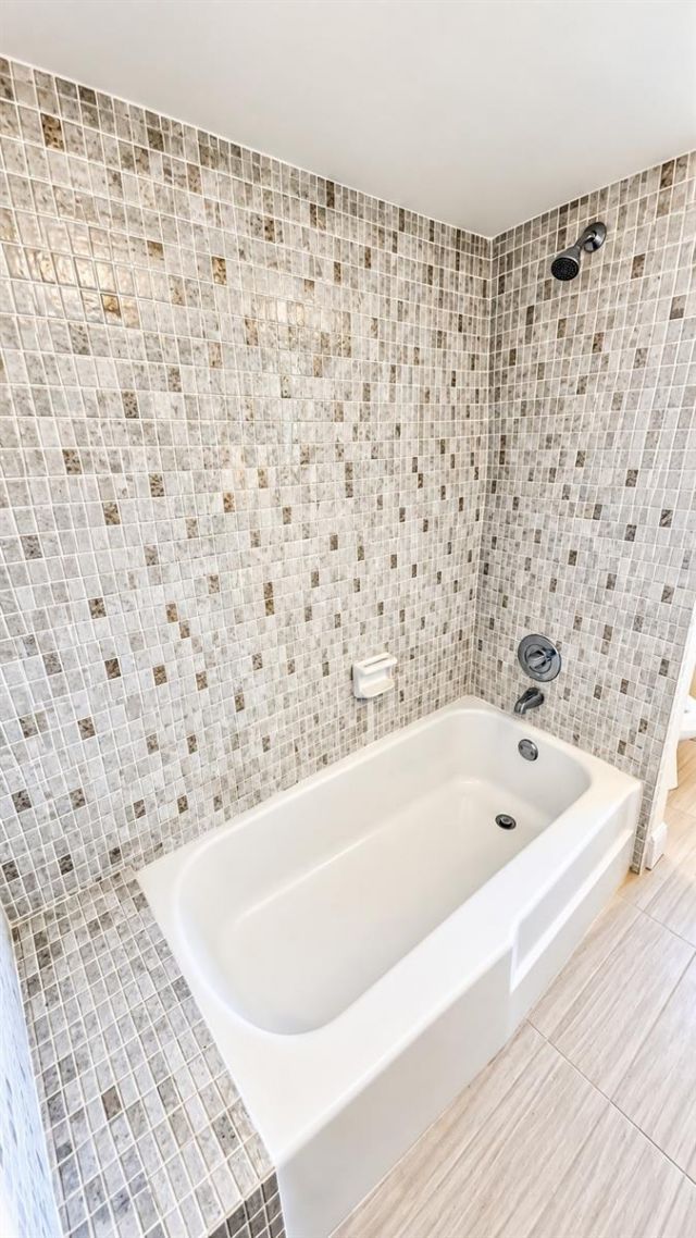 6219 Hollywood Boulevard , Sarasota, FL 34231 Photo