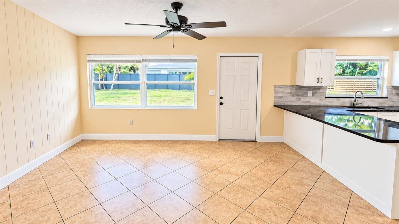 6219 Hollywood Boulevard , Sarasota, FL 34231 Photo